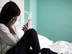 Ragazza ricattata con foto intime: arrestato uomo residente a Carmagnola
